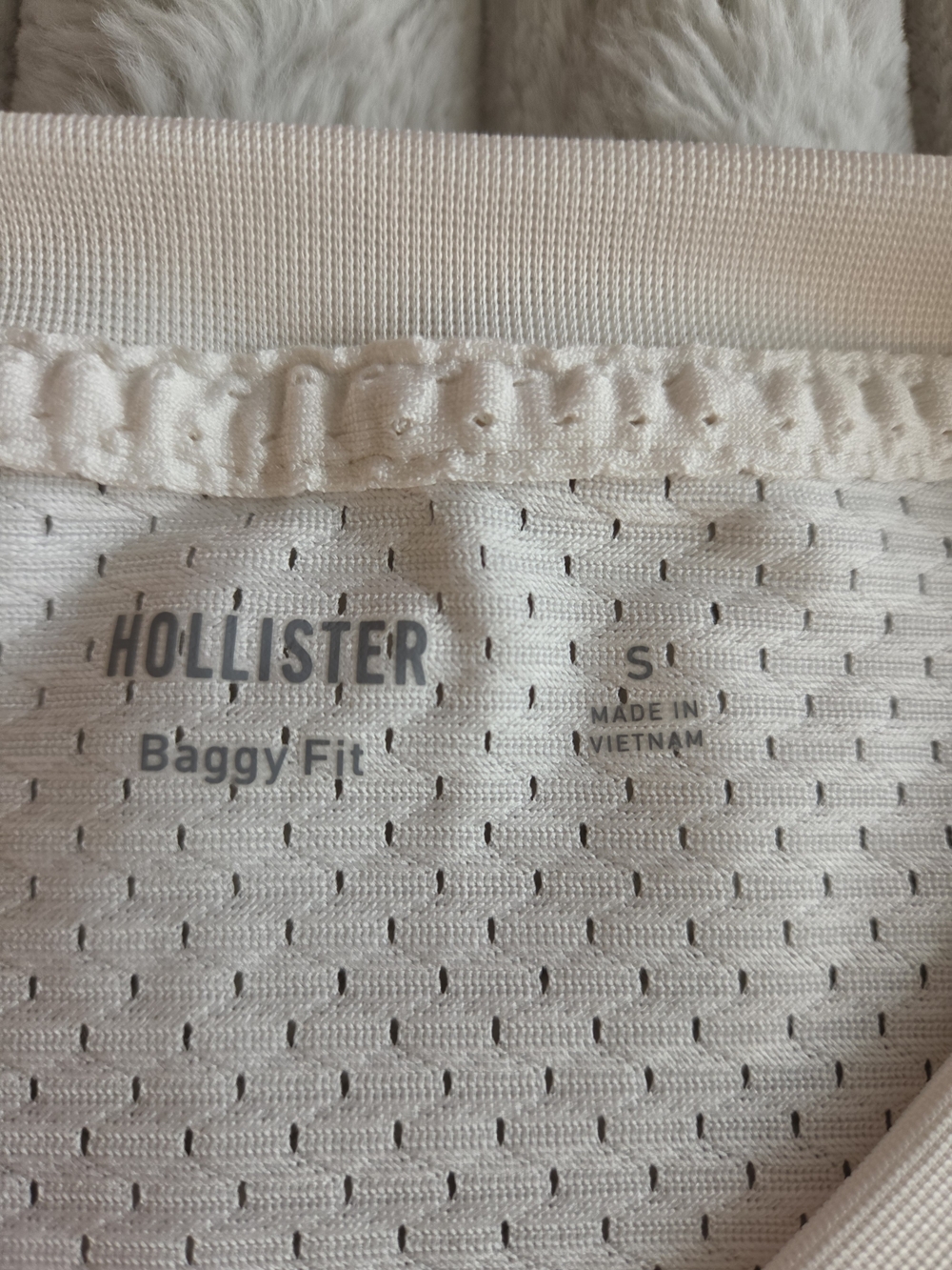 Hollister Hellcat White Mesh Jersey with Black & Red Accents Mens Small - Picture 5 of 8